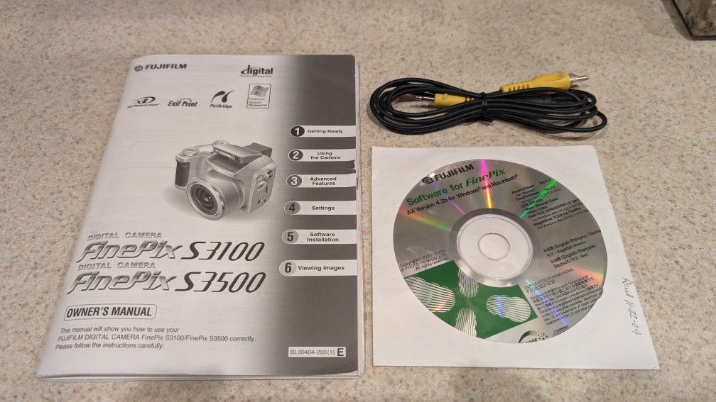 Fuji FinePix S3100 & S3500 Manual & CD