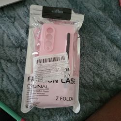 I Have Galaxy Z Fold 4 Pink Case For Sale Come With A Pen 
