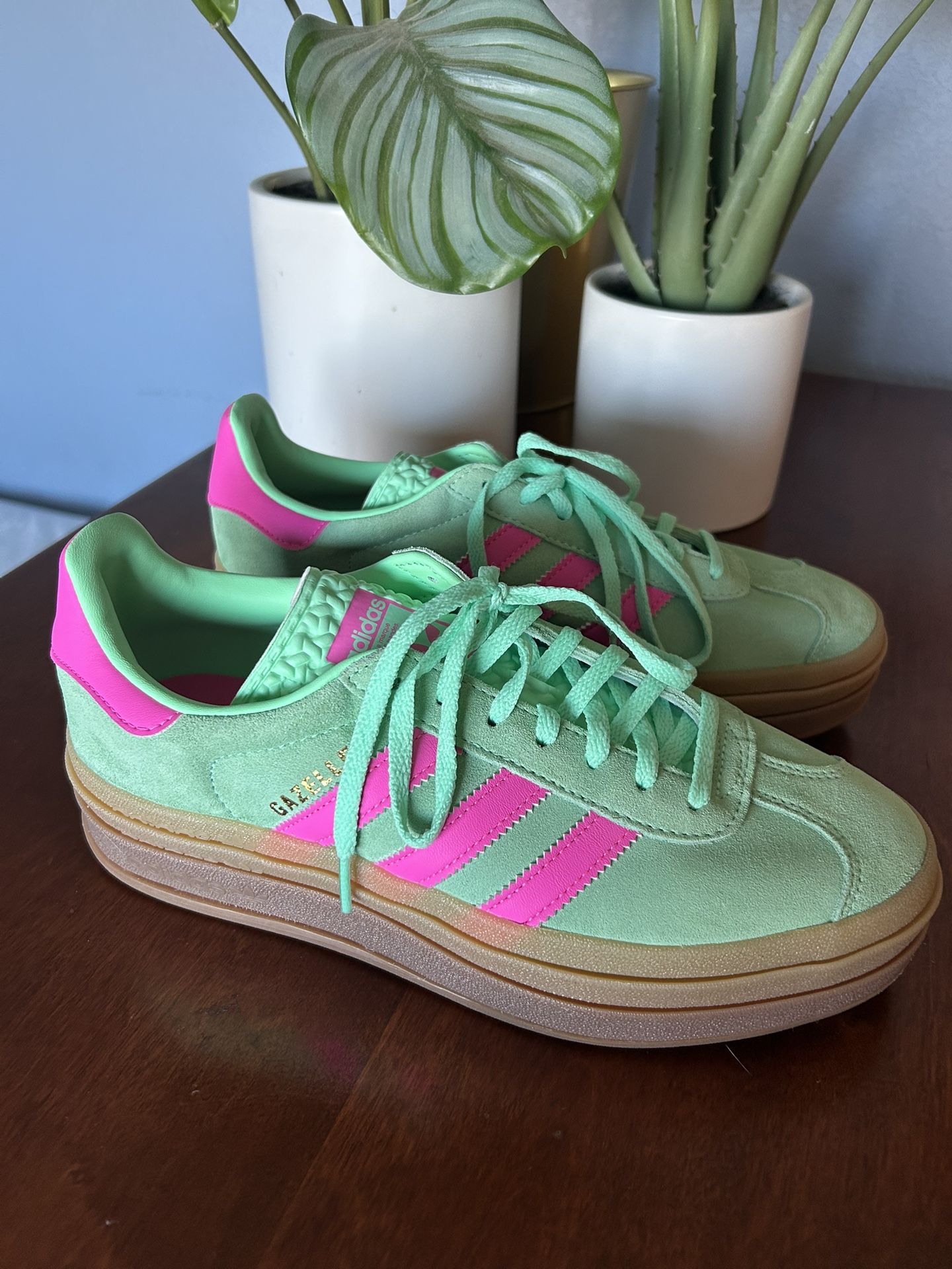 Women’s Adidas Gazelle