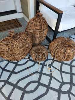 Wicker Grapevine Pumpkin Decor Set of 4 with lights