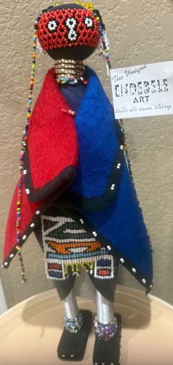 South Africa  Beaded Ndebele “LINGA KOBE” Art 17” Doll With Red & Blue Cape