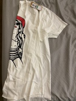 Converse t-shirt