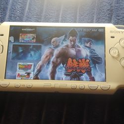 Psp game console 30gb
28 games in 
Psp 2000