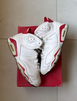 Jordan 6 red Oreo size 10.5
