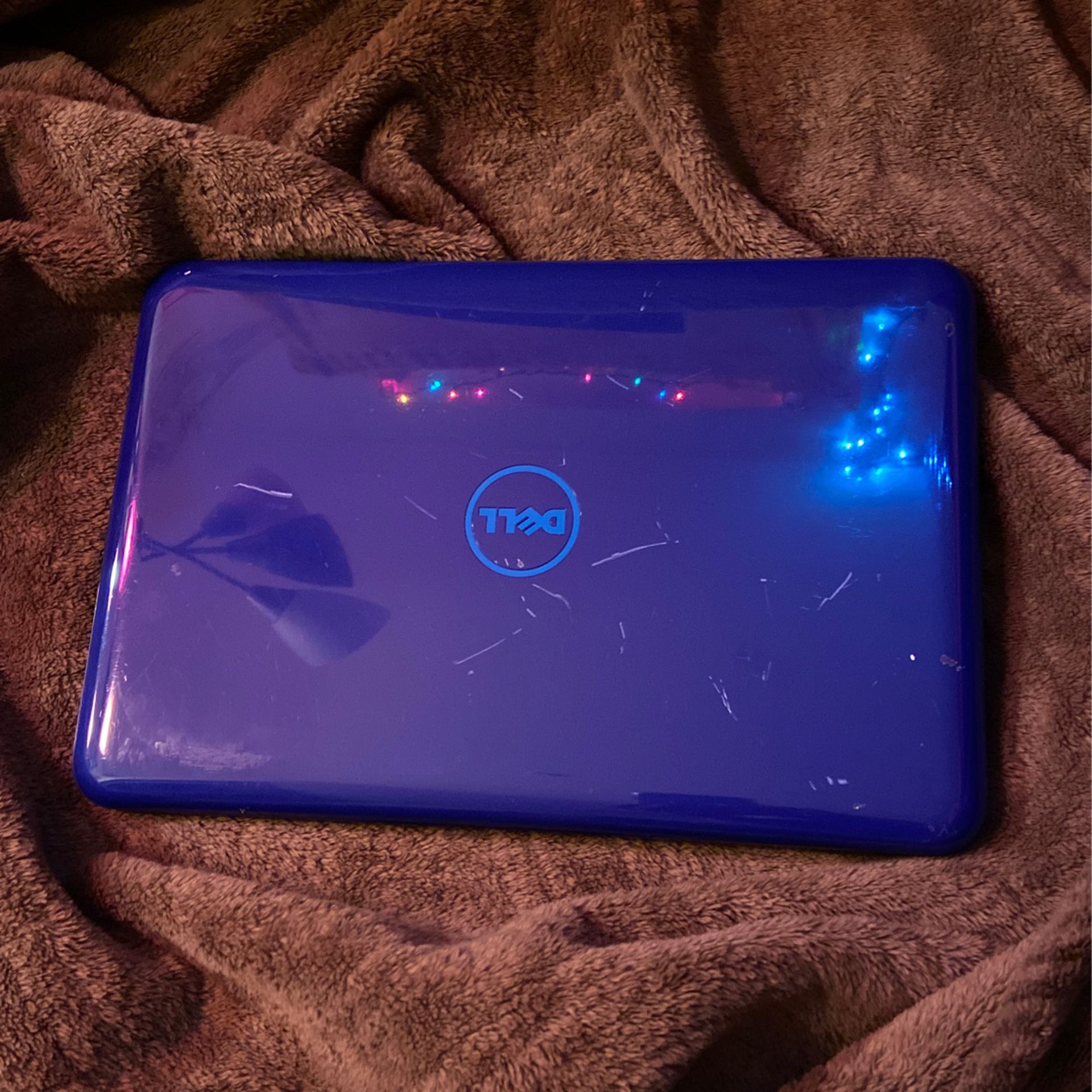 Dell Inspiron (*FOR PARTS ONLY*)