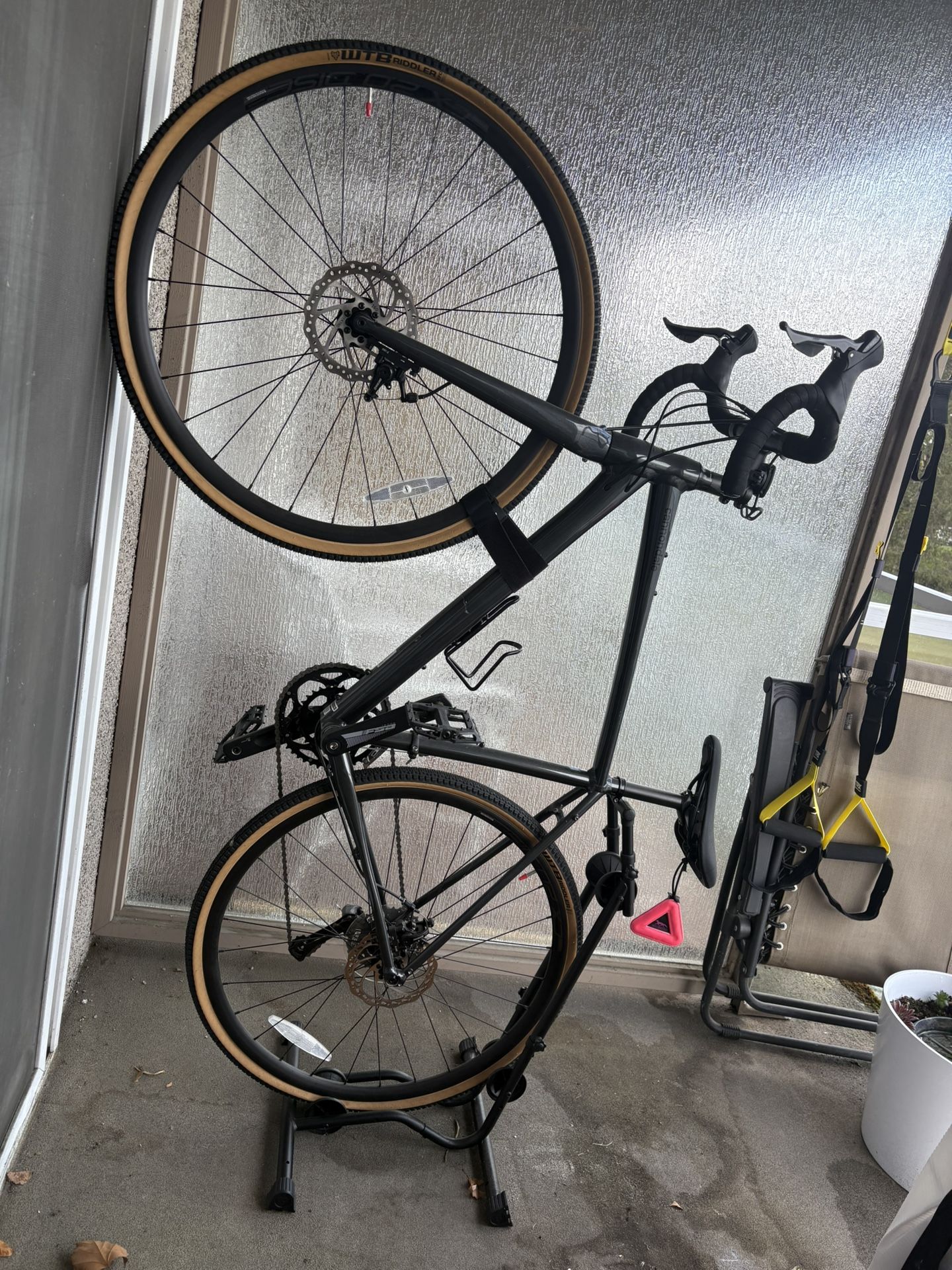 Cannondale Hybrid Bike – Medium Size – Great Condition