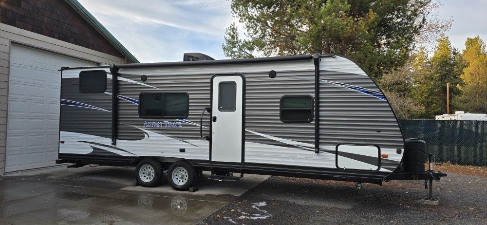 2019 Dutchman Aspen Trail 2710BH