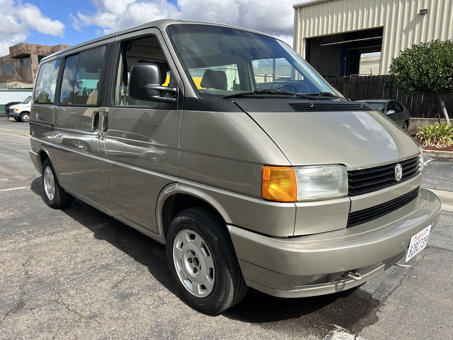 1993 VOLKSWAGEN EUROVAN GL
