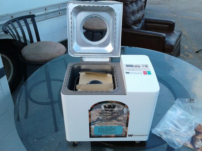 White Westinghouse bread maker