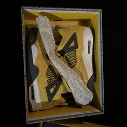 Jordan 4 Retro Lightning (2021) US MENS 10