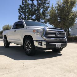 2015 Toyota Tundra SR5 TRD - Excellent Condition - Warranty!!!!