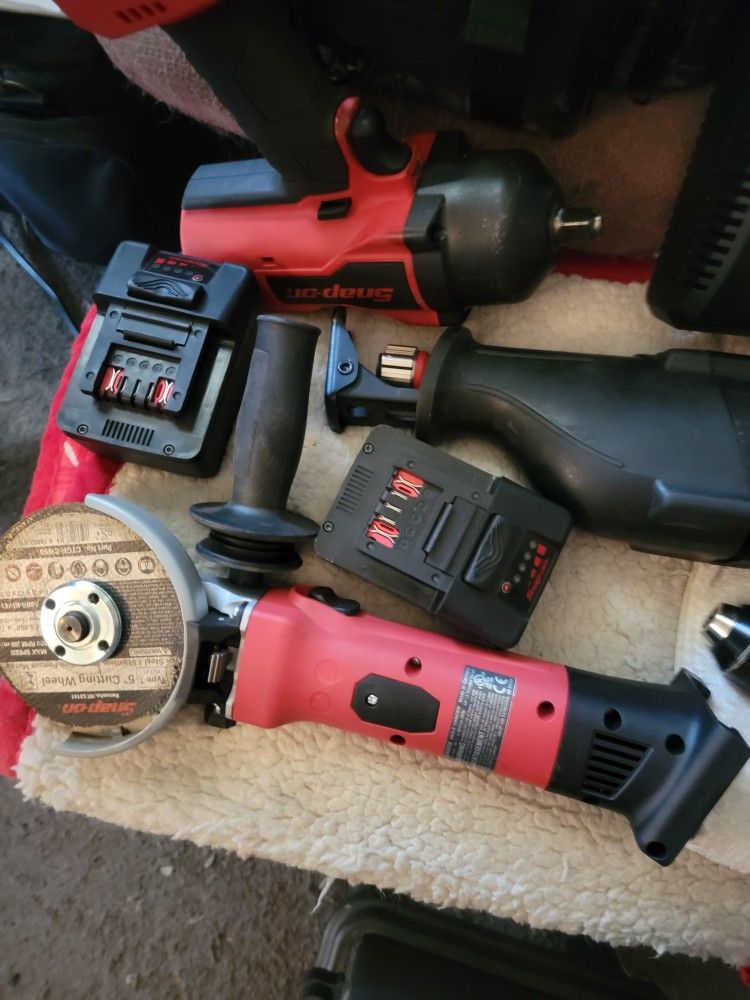 Snap On Cordless Tool Set