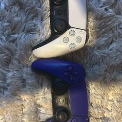 2 ps5 wireless controllers 