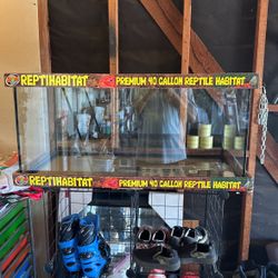 40 Gallon reptile Habitat 