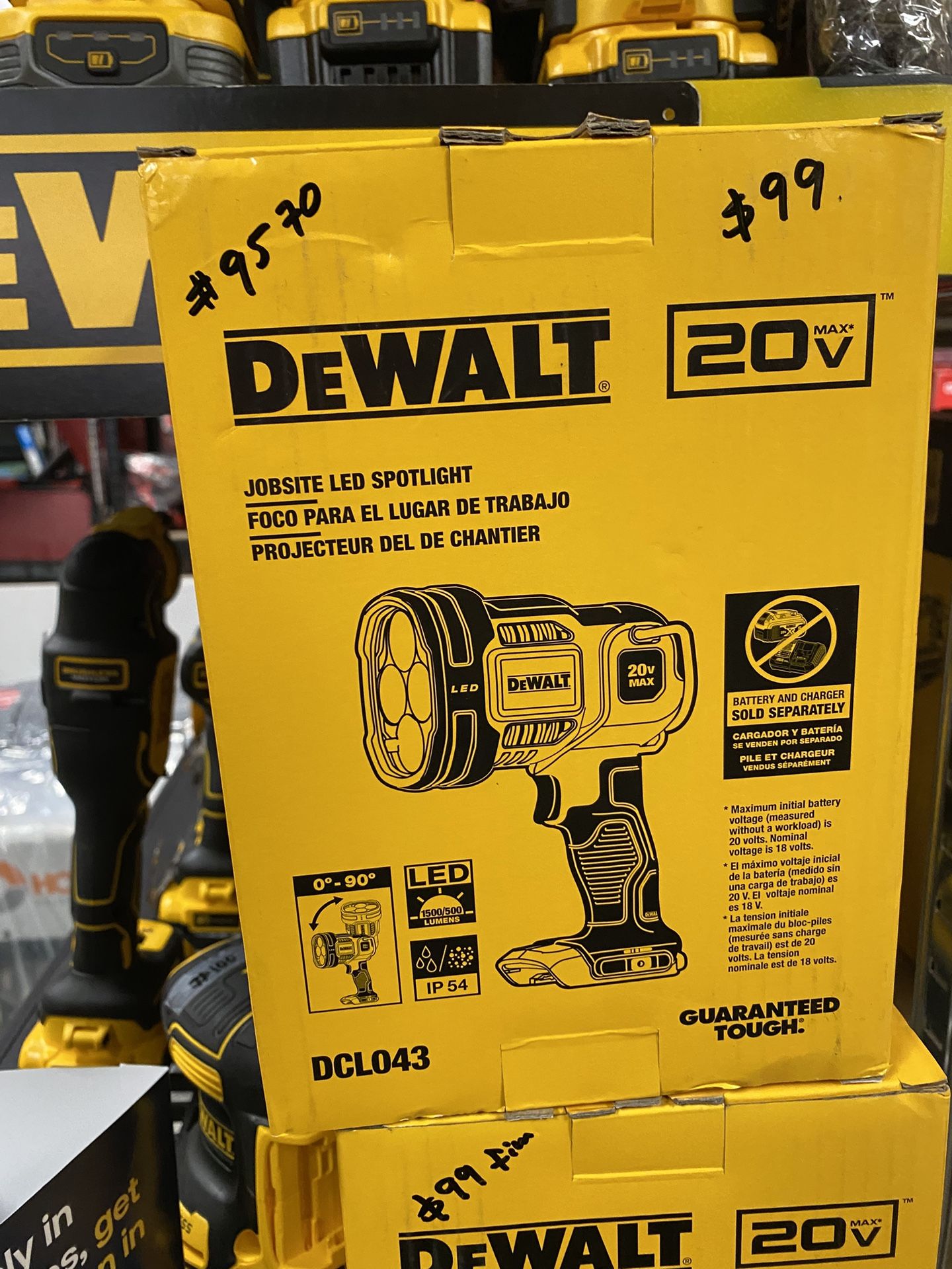 Dewalt 20v Jobsite Led Spotlight
