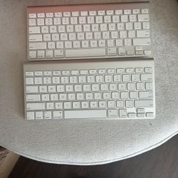 Apple Keyboard 