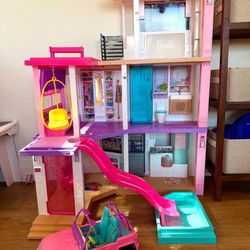 Barbie Dream House 