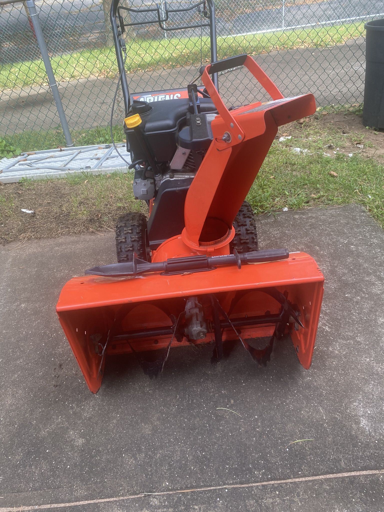 Honda Lawnmower / BMW