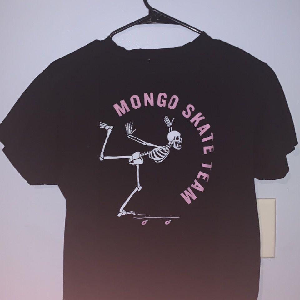 last Onophoudelijk Stamboom Mango Skate Team Black T Shirt L $25 for Sale in Olathe, KS - OfferUp