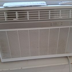 GE ENERGY STAR 23,700 BTU AC UNIT
