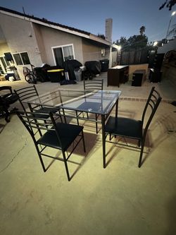 Dinner Table W/4 Chairs