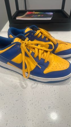 UCLA dunks