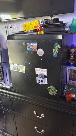 Hisense Mini Fridge