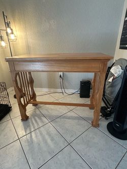 Gambling table