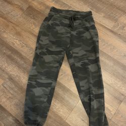 Wild Fable Women Camo Jogger Pants Size XS 
