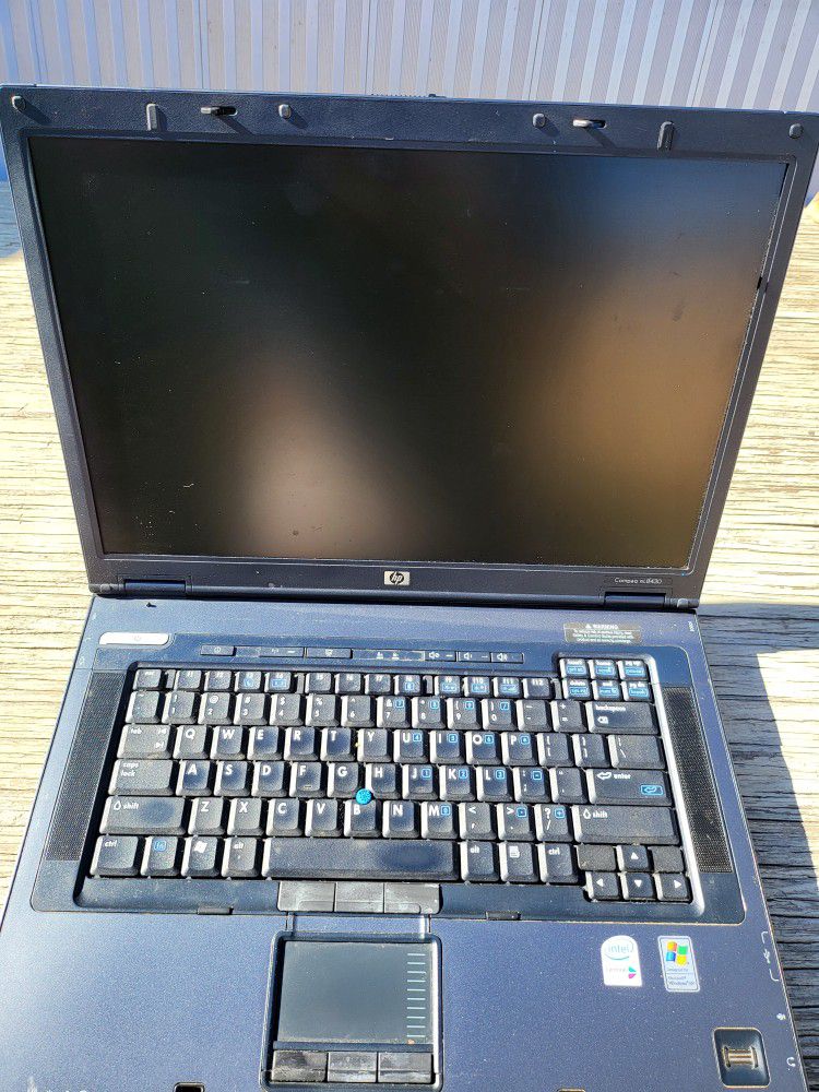 HP Compaq NC 8430 (Locked)