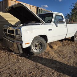 1989 Dodge D350