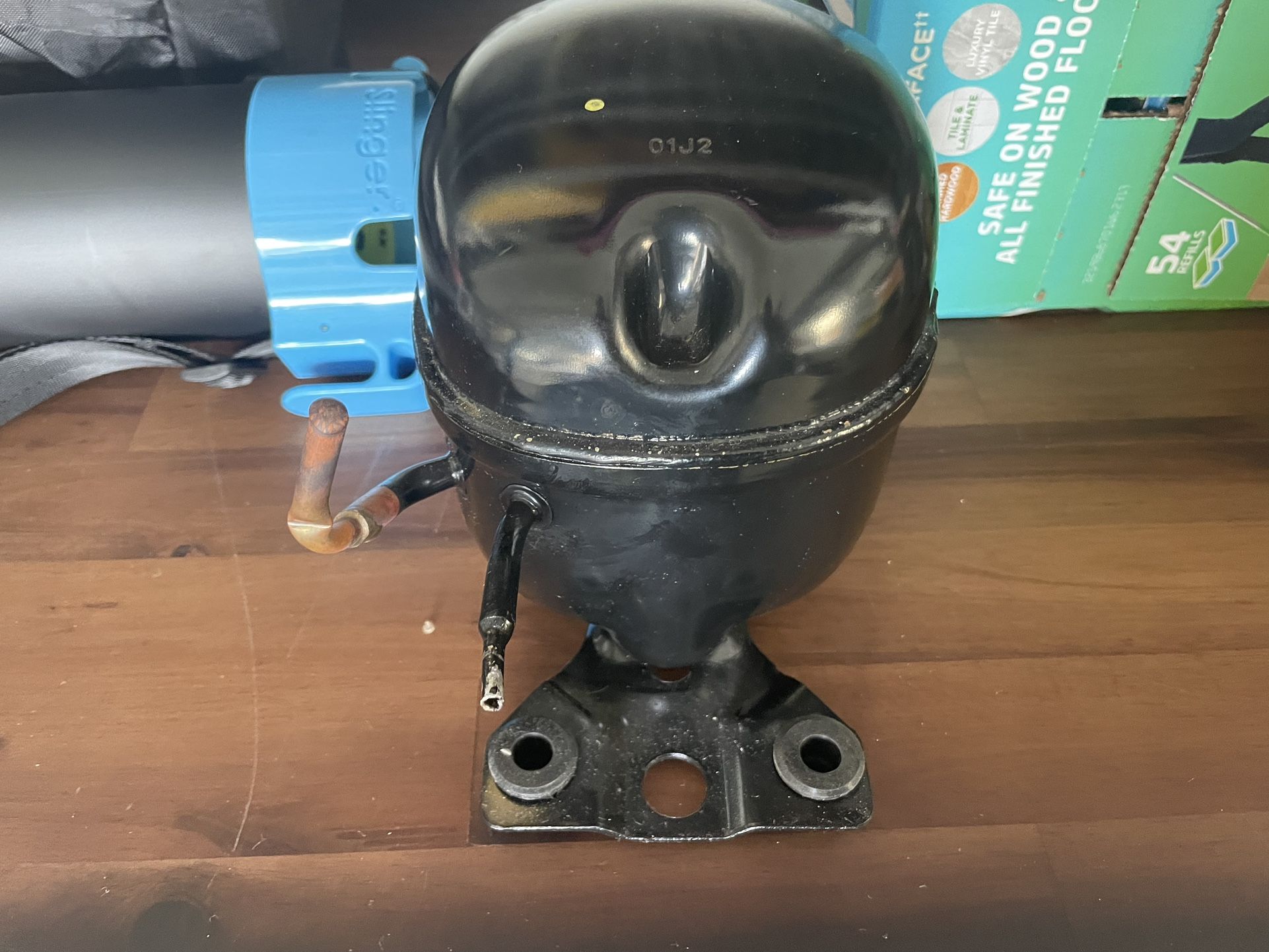 Donper DG40BY 1A Mini Fridge Compressor