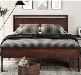 Full Size Mahogany Wooden & Metal Bed Frame With Mattress