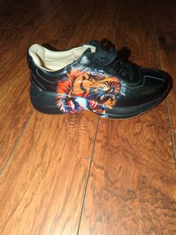 GUCCI RHYTON TIGER SNEAKER MEN'S Size  6 EU 40US 7  LEATHER BLACK