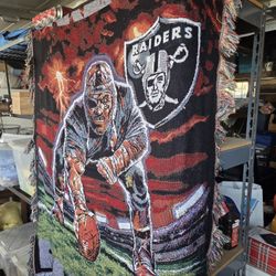 Raiders  Blanket. 4L X 3W