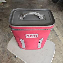 yeti bag pack..