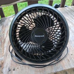 Honeywell 10” Black Turbo Force Power Table Fan