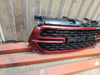 2019-2024 Dodge Ram 1500 Front Grille Used Oem