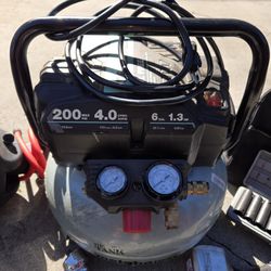Air compressor