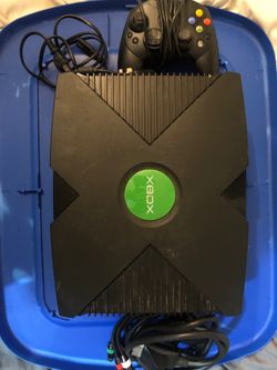 Original Xbox console + games