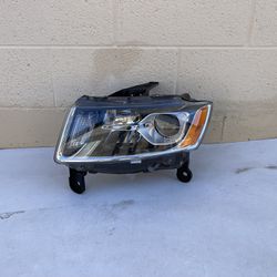 Jeep Grand Cherokee Headlight 2016 - 2021, Jeep Grand Cherokee Headlamp, Driver Side light , Original 