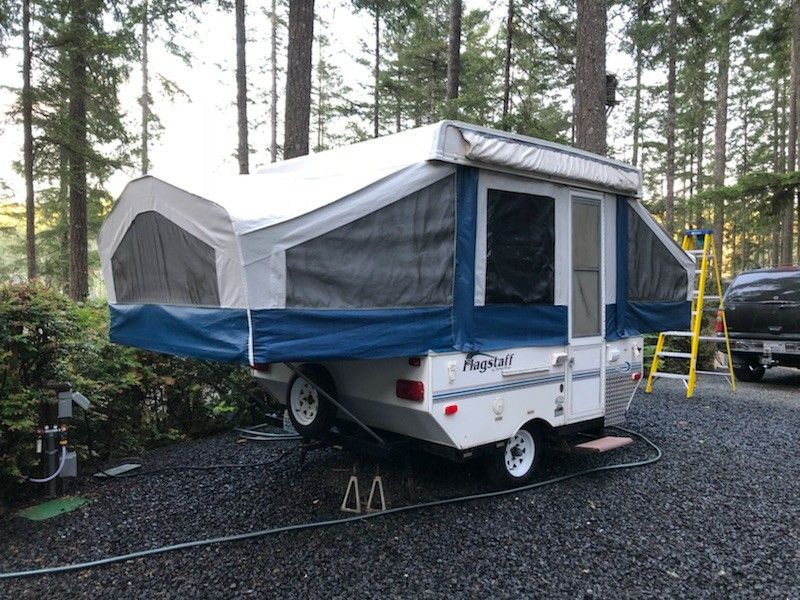 2000 Forest River Flagstaff tent trailer
