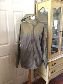 STEARNS DRY WEAR Hooded Windbreaker