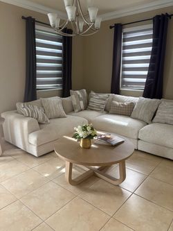 Sofá living y mesa centro