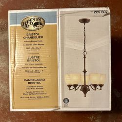 Hampton Bay Bristol 5-Light Chandelier – New in Box (Tea Glass Shades)