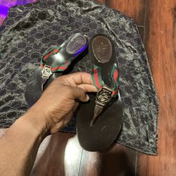 Women’s Gucci Slides 