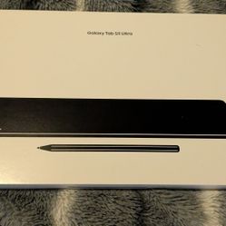 Samsung  Galaxy Tab S11 Ultra  with  keyboard Case 