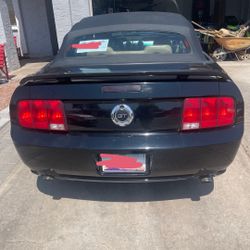 2005 Ford Mustang