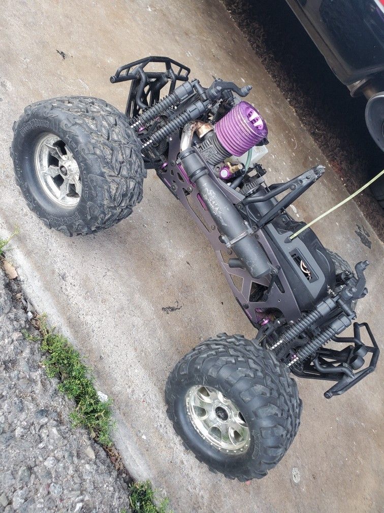 RC Car Hpi Savage X for Sale in Huntington Beach, CA - OfferUp