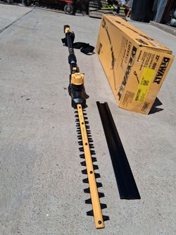 Dewalt 20v Max 22" Pole hedge trimmer tool only